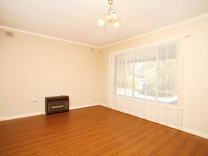 178 Kesters Rd, Para Hills SA 5096