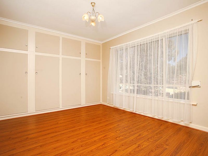 178 Kesters Rd, Para Hills SA 5096