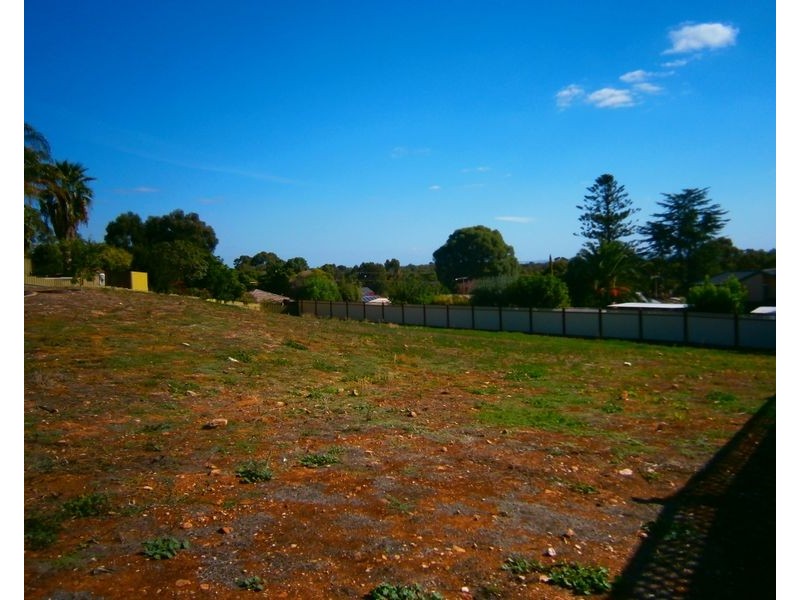 8 Marilyn Court, Salisbury Heights SA 5109