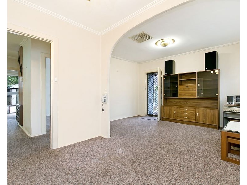 106 Oxford Street, Oakden SA 5086