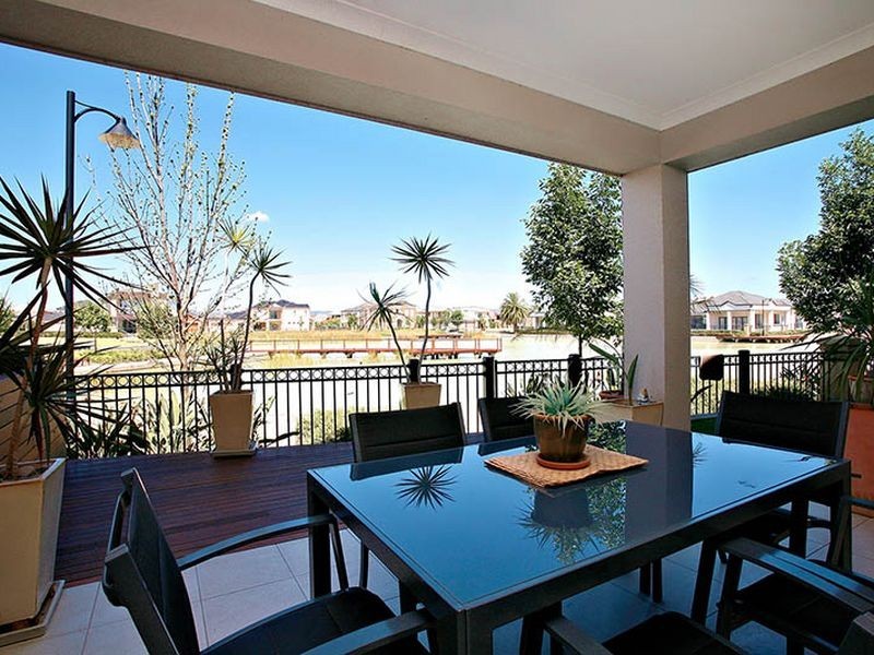 23 Santorini Walk, Mawson Lakes SA 5095