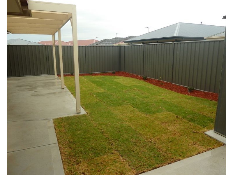 15 Jindabyne Street, Andrews Farm SA 5114