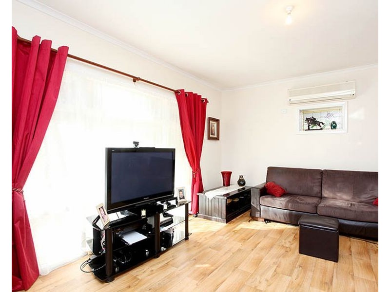 18 Oleander Drive, Banksia Park SA 5091