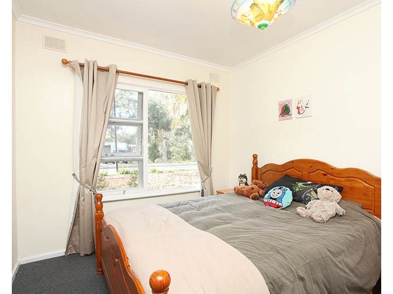 18 Oleander Drive, Banksia Park SA 5091