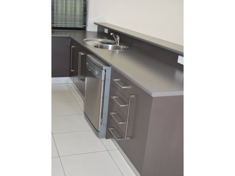 8 Lorentz Court, Mawson Lakes SA 5095