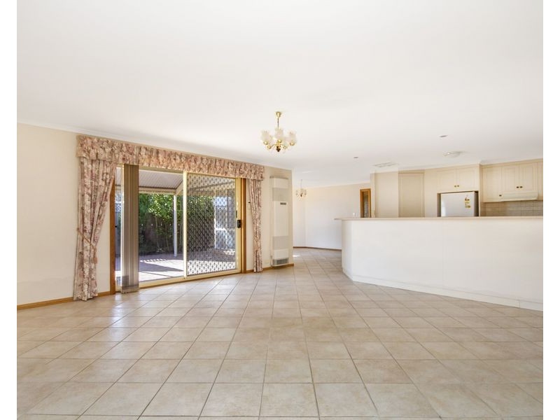 5 Pineridge Court, Golden Grove SA 5125