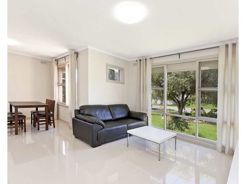 2 Loral Street, Modbury SA 5092