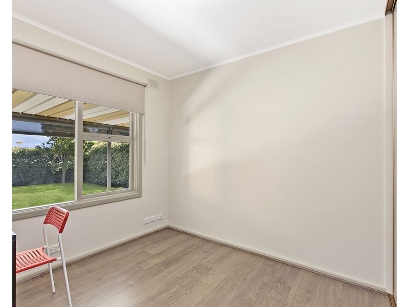 2 Loral Street, Modbury SA 5092