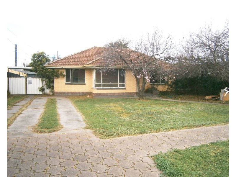 15 Rutherglen Avenue, Valley View SA 5093