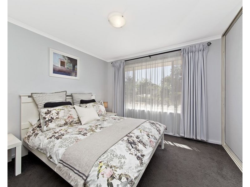 10 Currawong Crescent, Modbury Heights SA 5092