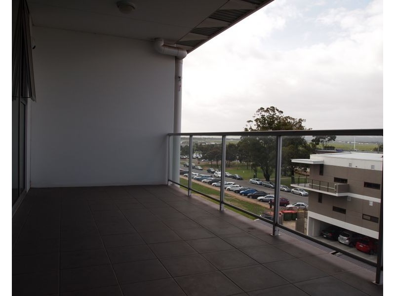 40W 18-28 Main Street, Mawson Lakes SA 5095