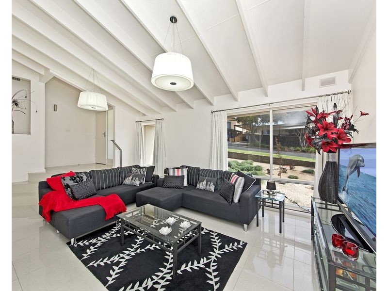 83 Valley View Drive, Highbury SA 5089