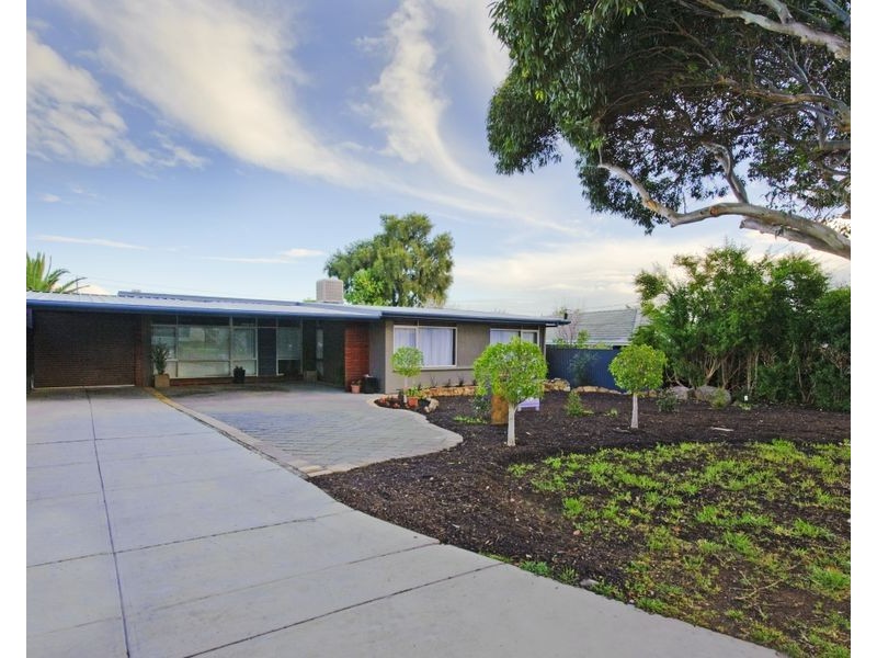 13 Carribean Terrace, Modbury Heights SA 5092