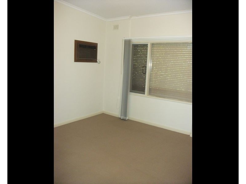 5 Billabong Rd, Para Hills SA 5096