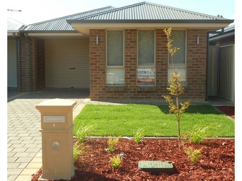 5 Angle Vale Rd, Evanston Gardens SA 5116