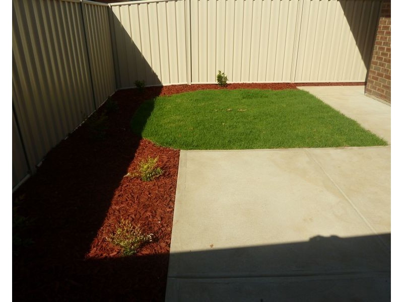 5 Angle Vale Rd, Evanston Gardens SA 5116