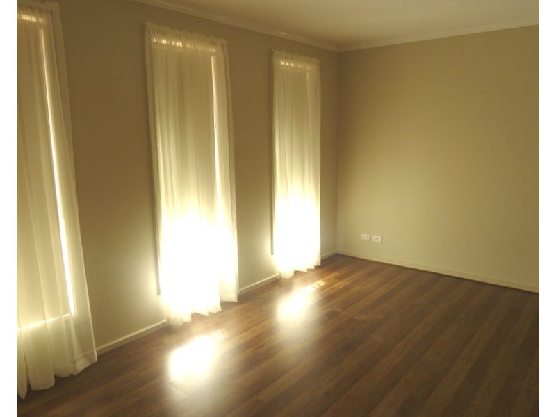 5a Angle Vale Rd, Evanston Gardens SA 5116