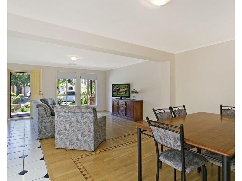 31 Lynton Avenue, Gilles Plains SA 5086
