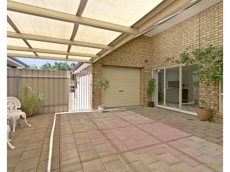31 Lynton Avenue, Gilles Plains SA 5086
