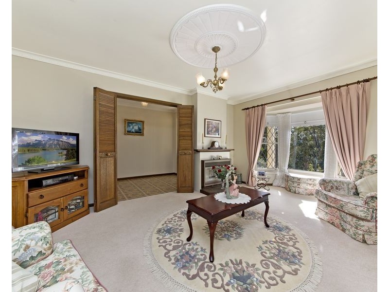 33 Warramunda Crescent, Banksia Park SA 5091