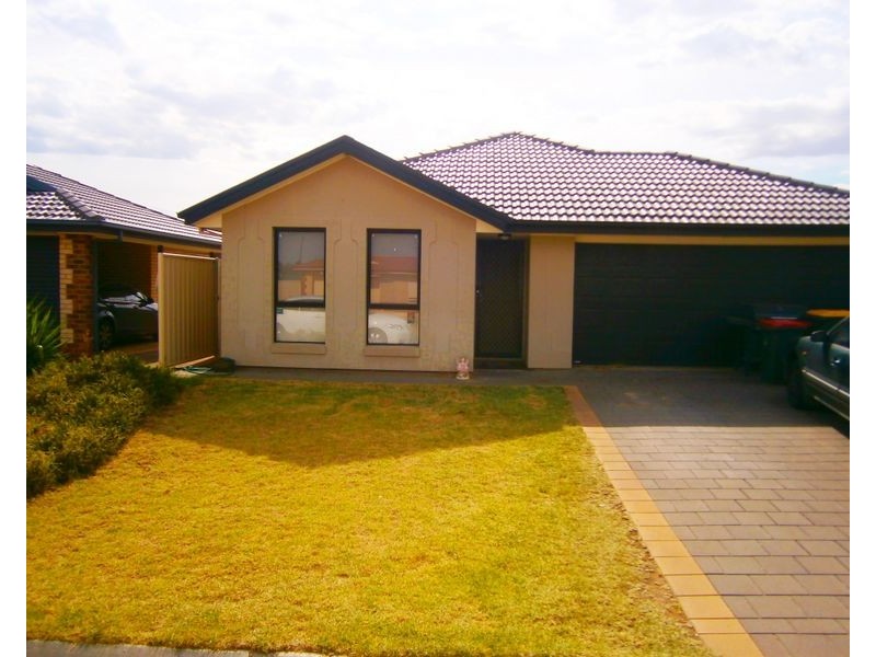 11 Clare Mews, Munno Para West SA 5115