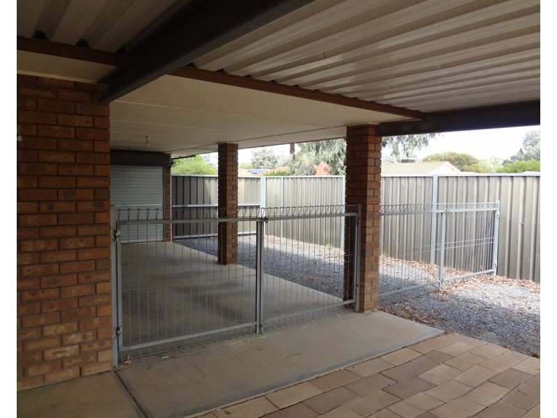 1 Blakiston Court, Paralowie SA 5108