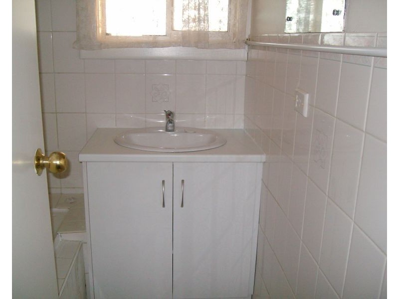 19 St Leonards Crescent, Elizabeth Downs SA 5113