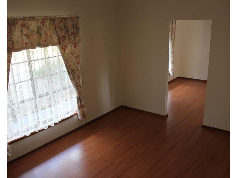 17 Canton Ct, Surrey Downs SA 5126