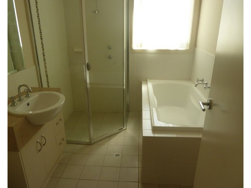 73 Riesling Crescent, Andrews Farm SA 5114