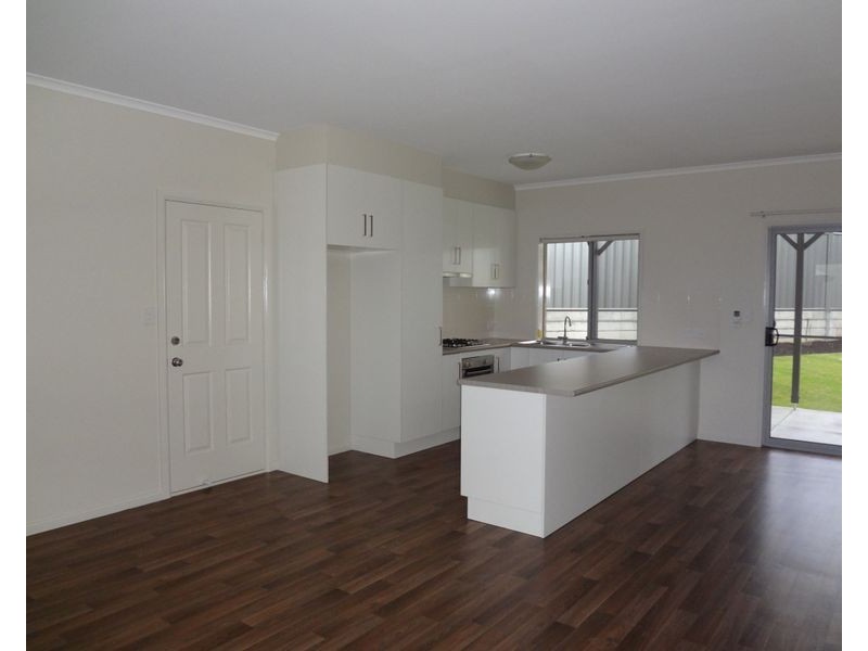 8 Woodhaven Walk, Blakeview SA 5114