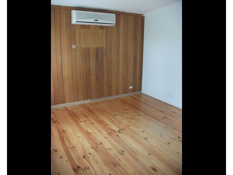 15 Tenya Rd, Ingle Farm SA 5098