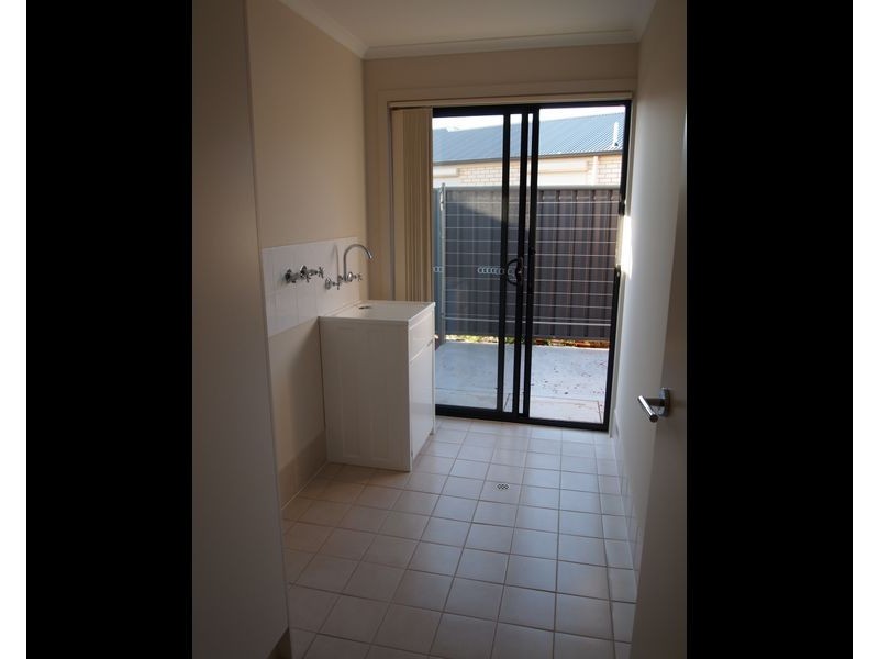 30 St Lawrence Avenue, Andrews Farm SA 5114