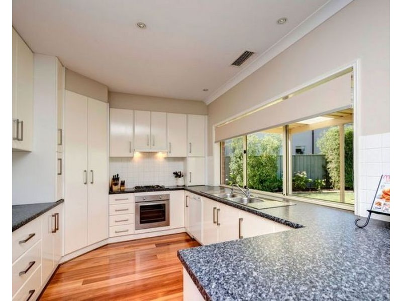 29 Avocet Drive, Mawson Lakes SA 5095