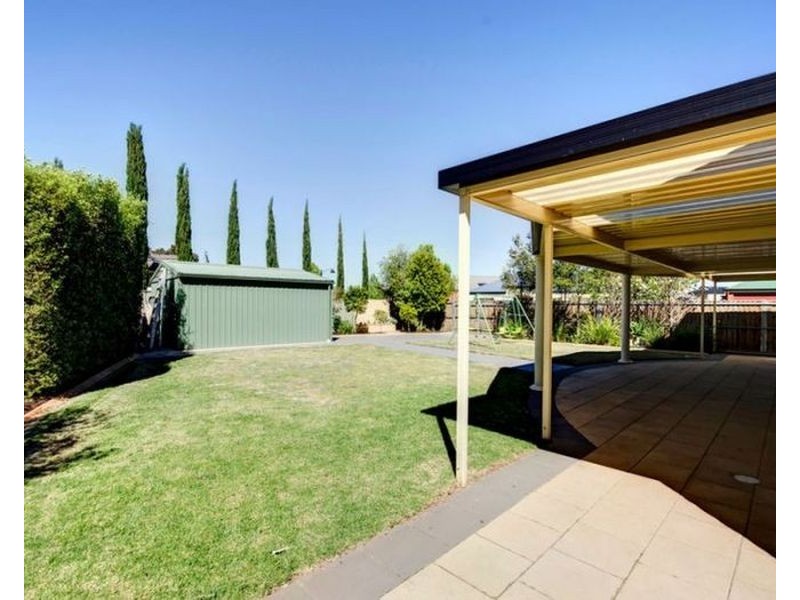 29 Avocet Drive, Mawson Lakes SA 5095