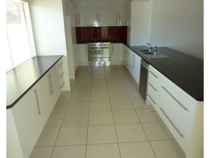 9 Lester Street, Hope Valley SA 5090