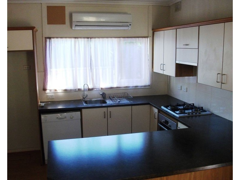 37 Carol Drive, Para Hills SA 5096
