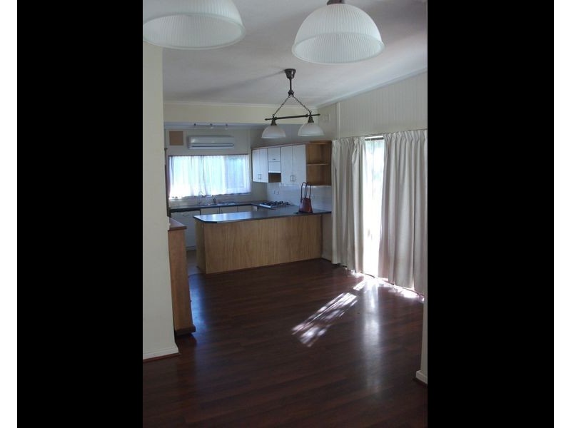 37 Carol Drive, Para Hills SA 5096