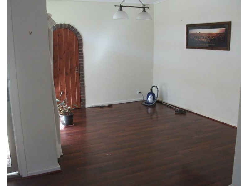 37 Carol Drive, Para Hills SA 5096