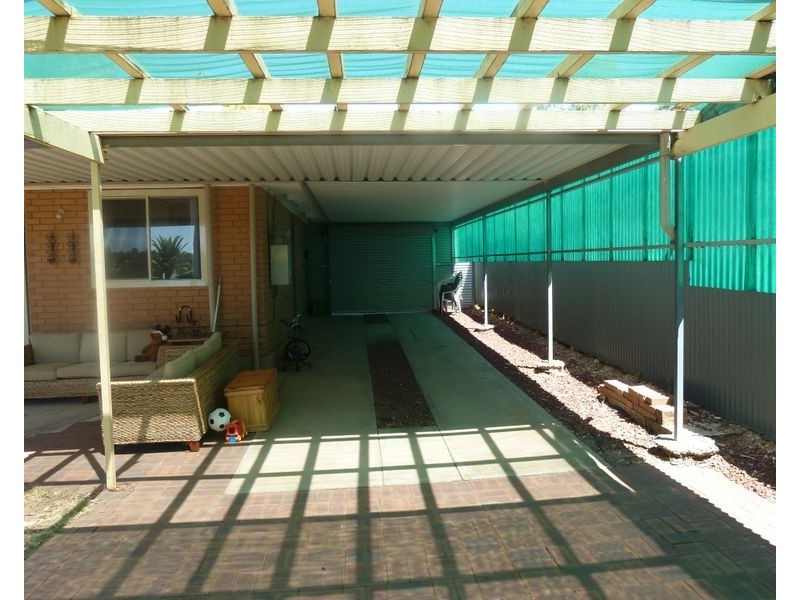 45 Marriott Avenue, Para Vista SA 5093