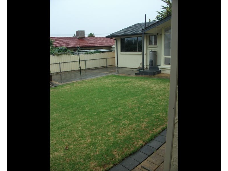 3 Quebec Drive, Para Hills SA 5096