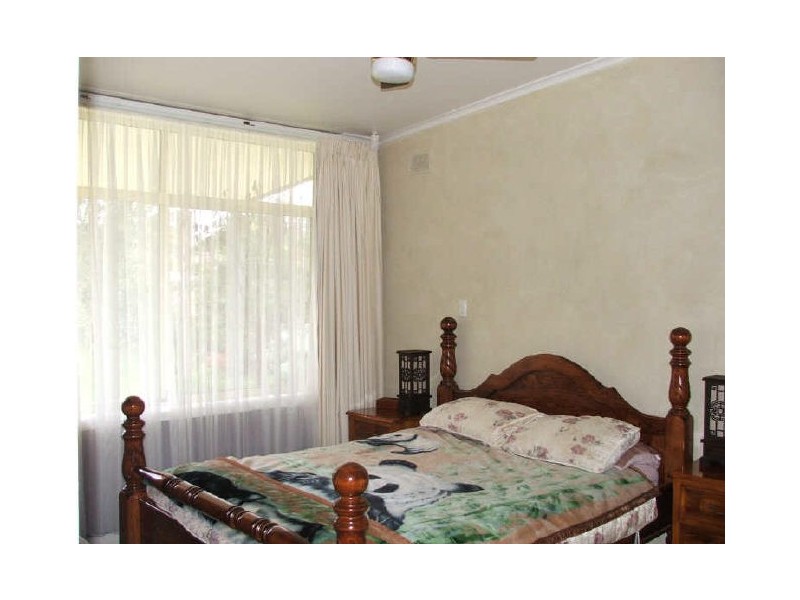 18 Sherwood Drive, Redwood Park SA 5097