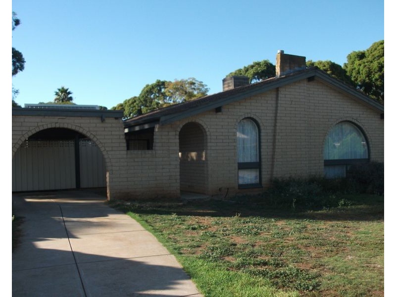 3 Miranda Rd, Paralowie SA 5108