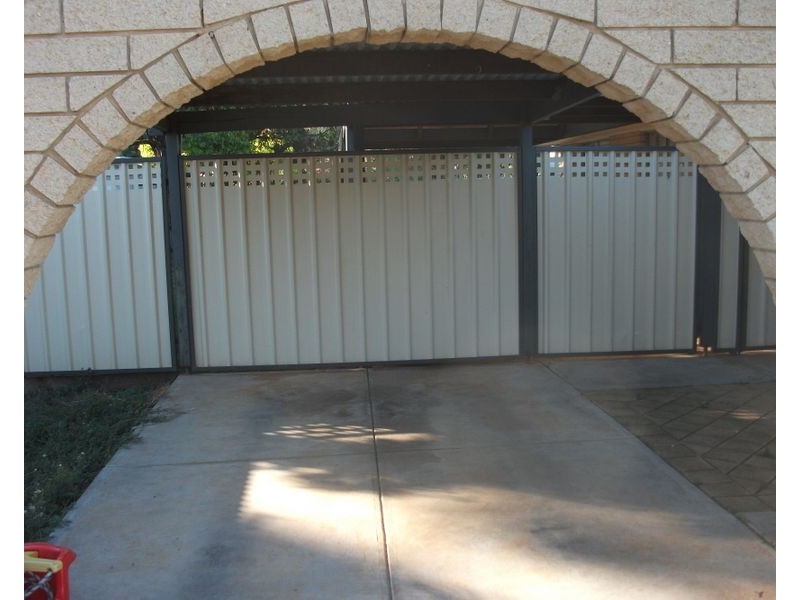 3 Miranda Rd, Paralowie SA 5108