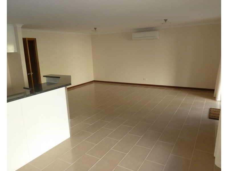 15 Kildare Close, Dernancourt SA 5075