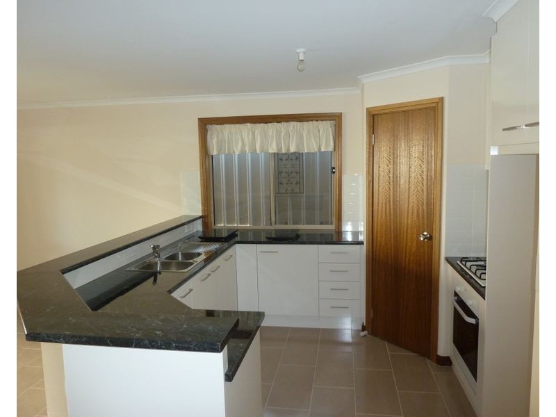 15 Kildare Close, Dernancourt SA 5075