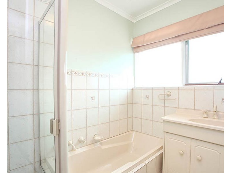 4 Meadowvale Road, Athelstone SA 5076