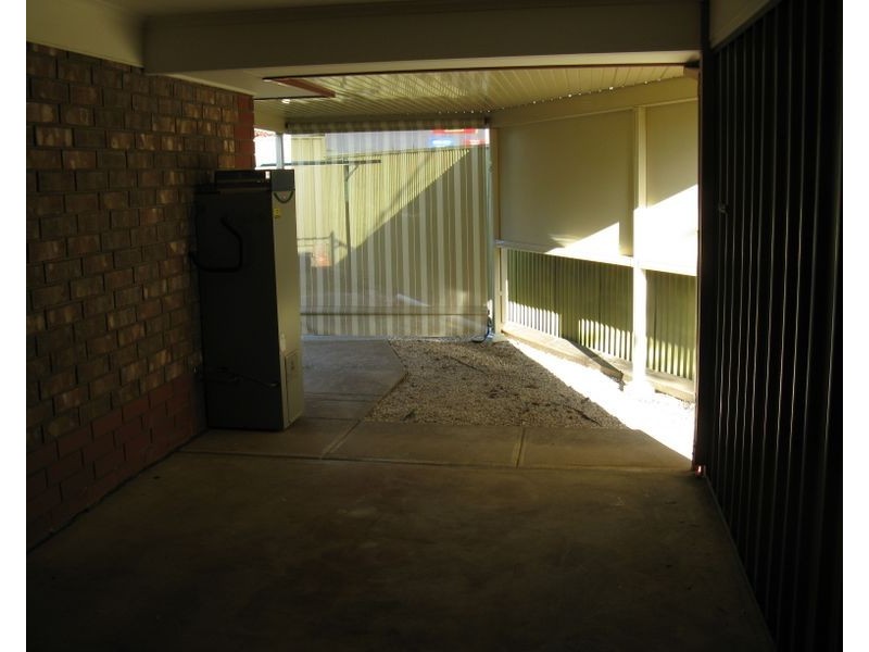 16/8 Ivy Way, Para Hills West SA 5096