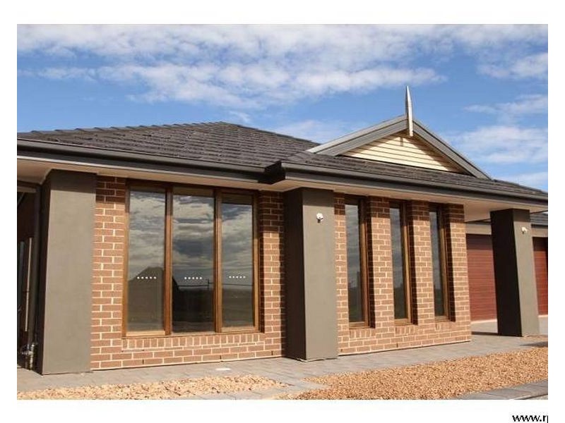 15 Boucaut Avenue, Blakeview SA 5114