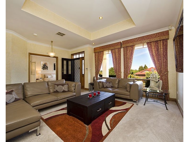 1 Holly Place, Golden Grove SA 5125