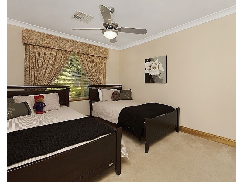 1 Holly Place, Golden Grove SA 5125